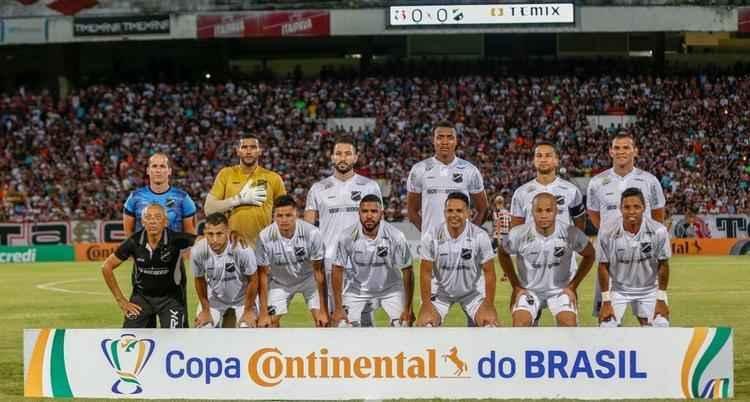 Santa Cruz e ABC entraram em campo pelo jogo da volta da terceira fase da Copa do Brasil