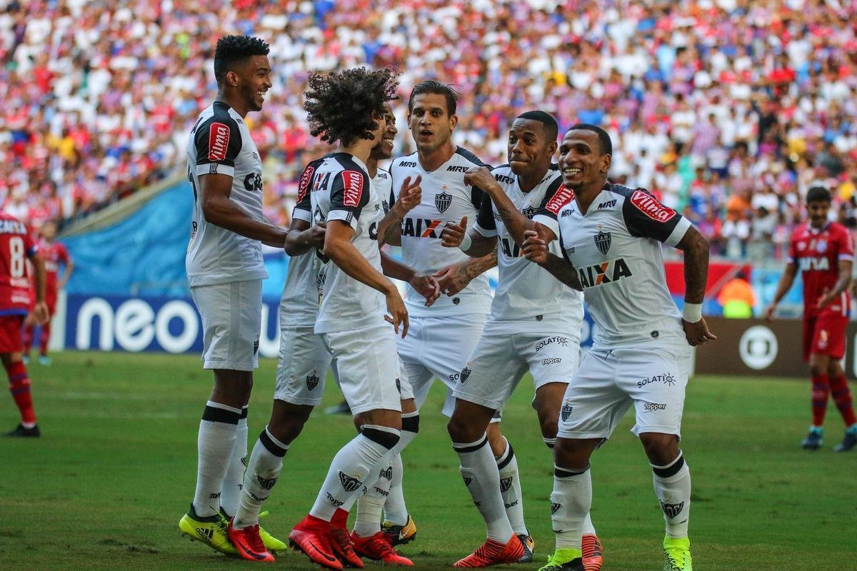 Bahia e Atltico travaram bom duelo que terminou empatado por 2 a 2 na Arena Fonte Nova