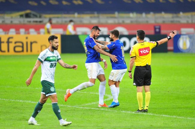 Fotos do jogo entre Cruzeiro e Guarani, no Mineiro, em Belo Horizonte, pela oitava rodada da Srie B do Campeonato Brasileiro de 2021