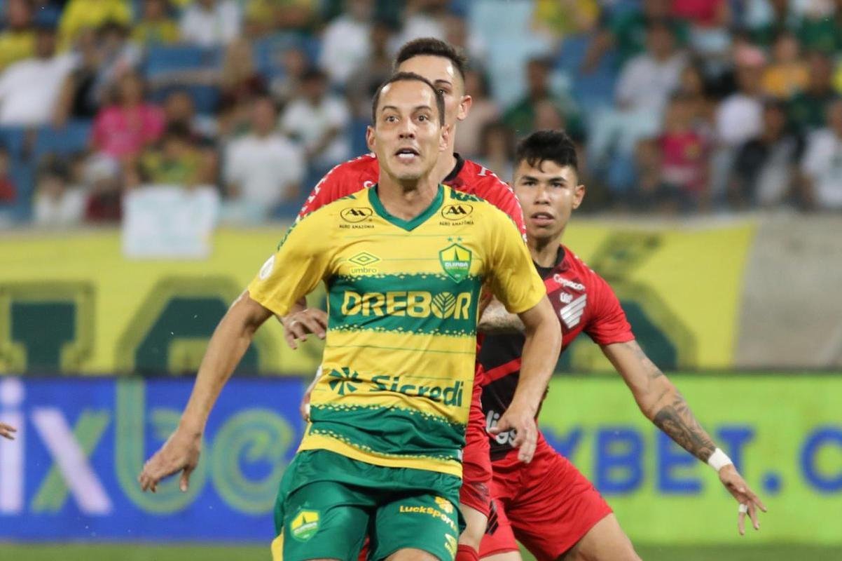 8. Cuiab - 5 pnaltis (4 convertidos)