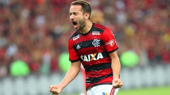 verton Ribeiro - meia