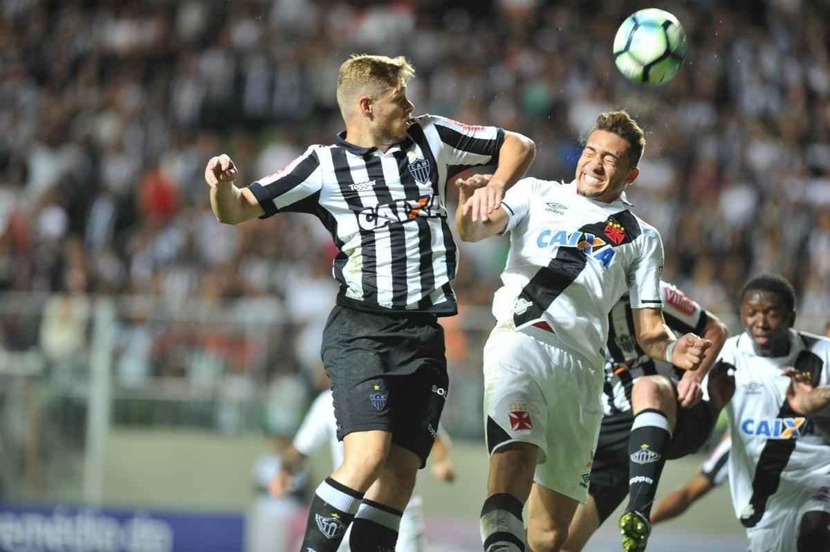 Imagens da partida entre Atltico e Vasco, no Independncia