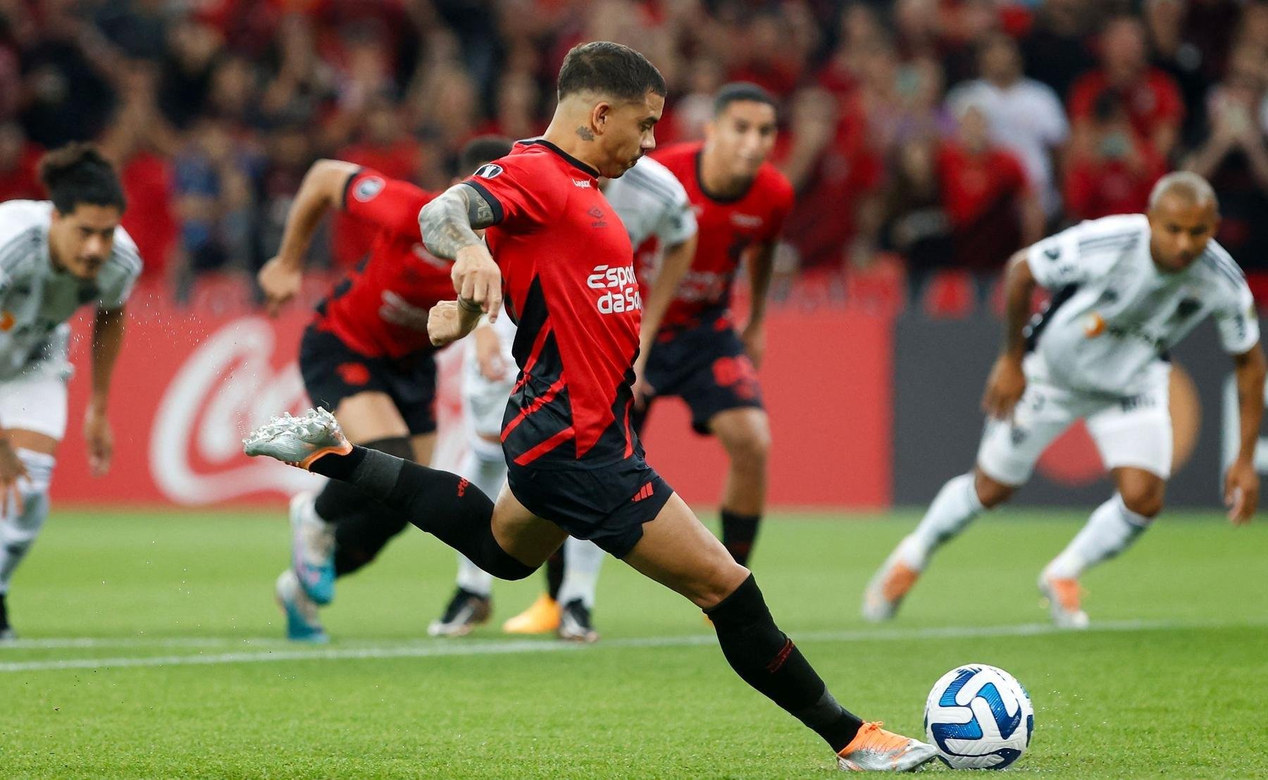 Athletico-PR x Atlético: veja fotos da partida pela Libertadores ...