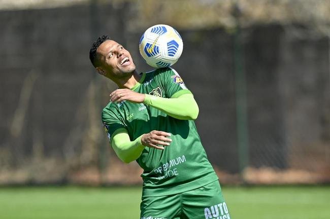 Joo Paulo (Lateral-esquerdo)