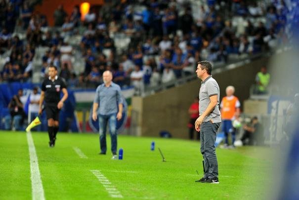 Fotos de Cruzeiro x Corinthians, nesta quarta-feira (4/7), em amistoso no Mineiro