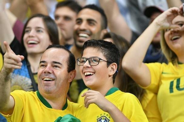 Fotos das torcidas de Brasil e Argentina, no Mineiro, no clssico vlido pela semifinal da Copa Amrica
