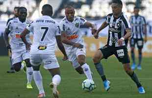 Fotos da vitria do Botafogo sobre o Atltico, por 2 a 1, no Engenho, pela 18 rodada do Brasileiro