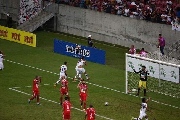 Tricolor do Arruda enfrenta Cavalo de Aço, na Arena de Pernambuco, em partida válida pela 15ª rodada da Série C