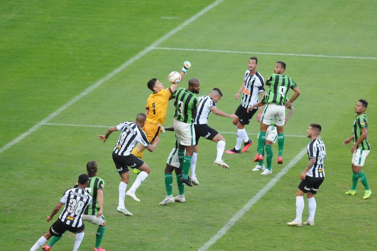 Fotos do clssico entre Atltico e Amrica neste domingo, no Mineiro, pela semifinal do Campeonato Mineiro