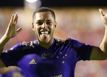 Gols foram marcados por Edu, João Paulo, Thiago e Vitor Roque (2), todos no segundo tempo