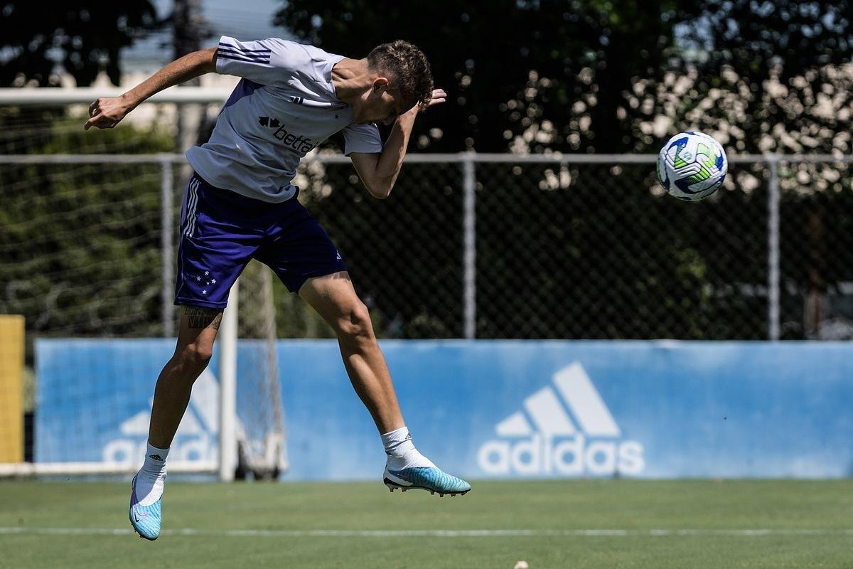 O Cruzeiro treinou nesta quarta-feira (5/4), na Toca da Raposa II, em Belo Horizonte