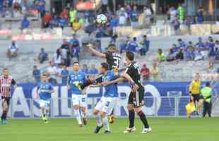 Fotos do jogo entre Cruzeiro e So Paulo