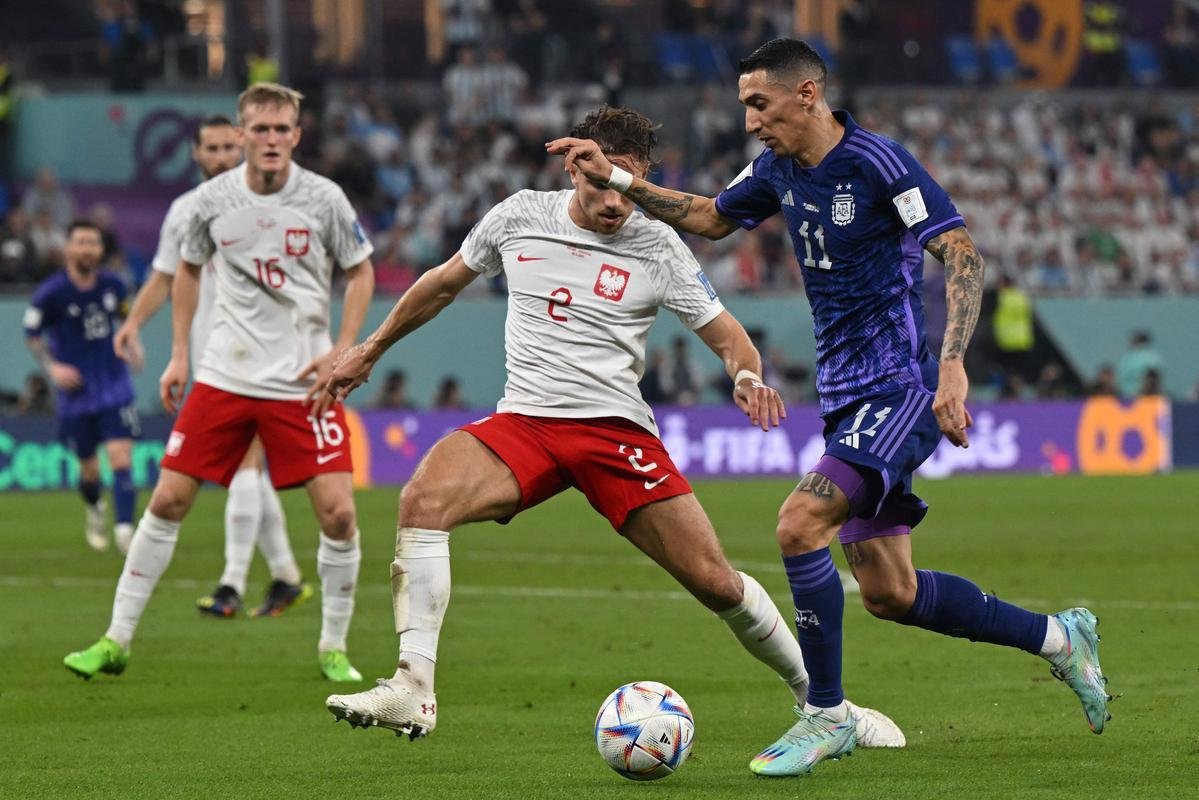 Fotos do jogo entre Polnia e Argentina no Estdio 974, em Doha, pela terceira rodada do Grupo C da Copa do Mundo, no Catar