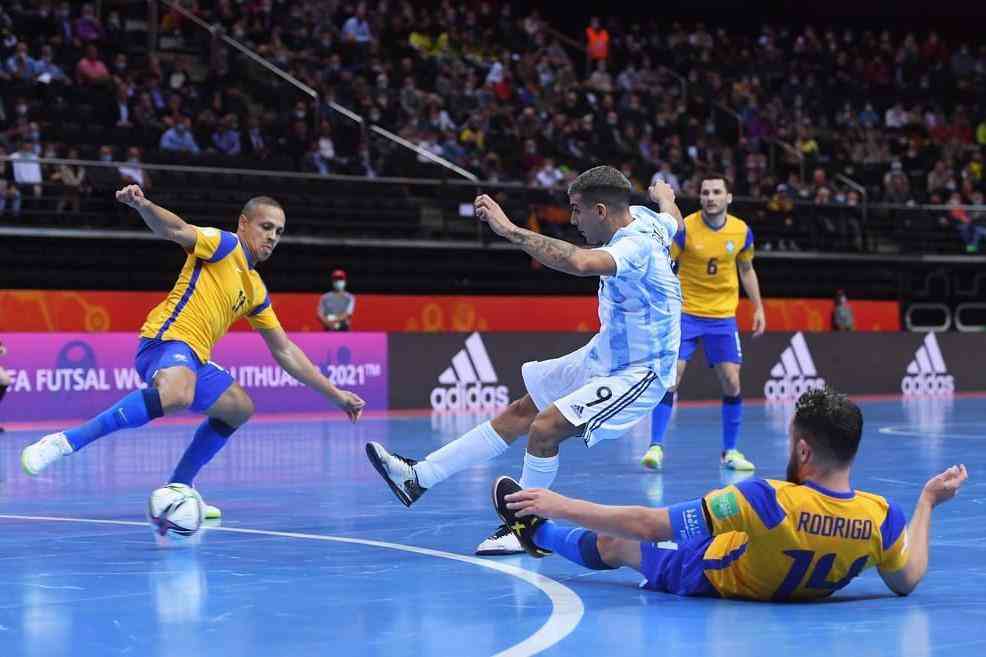 Futsal: Argentina frustra Brasil e disputará final da Copa do Mundo -  Placar - O futebol sem barreiras para você