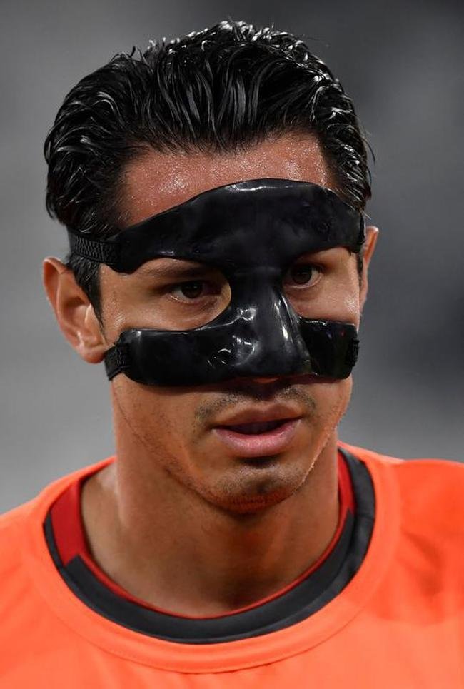 Brasil e Peru se enfrentaram no Estdio Nilton Santos, pelas semifinais da Copa Amrica 