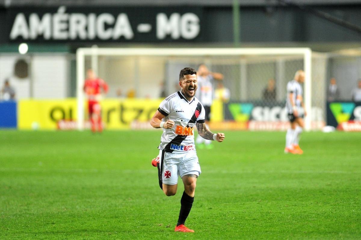 Equipes se enfrentam em jogo adiado da 21 rodada do Campeonato Brasileiro