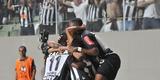 Carlos ampliou para o Atltico no Independncia e fez a festa da torcida