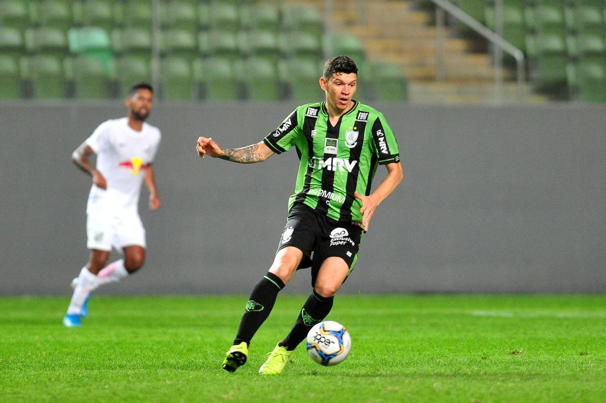 Amrica vence o Bragantino no Independncia e entra no G4 da Srie B