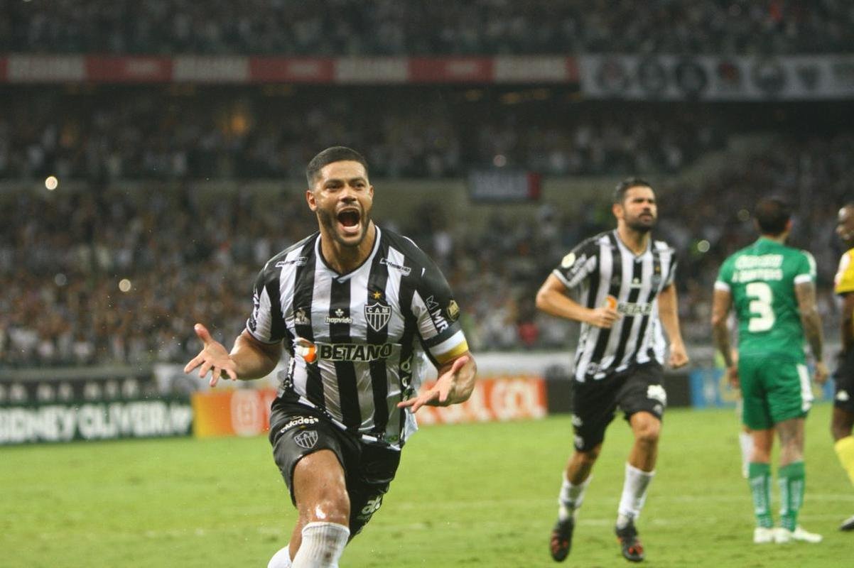 Festa de Hulk com os dois marcados sobre o Juventude no Mineiro