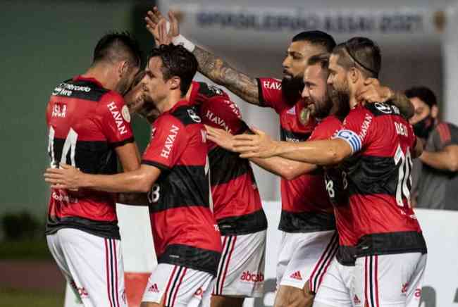 Em jogo contra o Bahia, Flamengo vence segunda seguida no