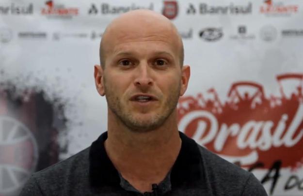 O Brasil de Pelotas anunciou que o ex-auxiliar Gustavo Papa ser o treinador da equipe