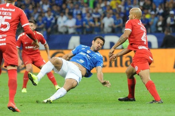 Gol do Internacional deixou Cruzeiro abatido no segundo tempo