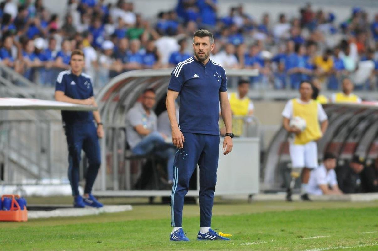 Fotos da partida entre Cruzeiro e Novorizontino, neste domingo (17), no Mineiro, em Belo Horizonte. Jogo  vlido pela 18 rodada da Srie B do Campeonato Brasileiro.