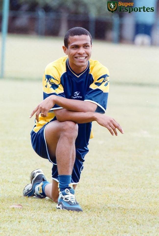 Atacante Geovanni na Toca da Raposa I em 2000, ano da conquista do tri da Copa do Brasil
