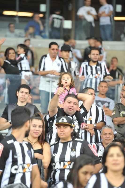 Torcida do Galo acompanhou o duelo entre o Alvinegro e o Jorge Wilstermann, no Mineiro