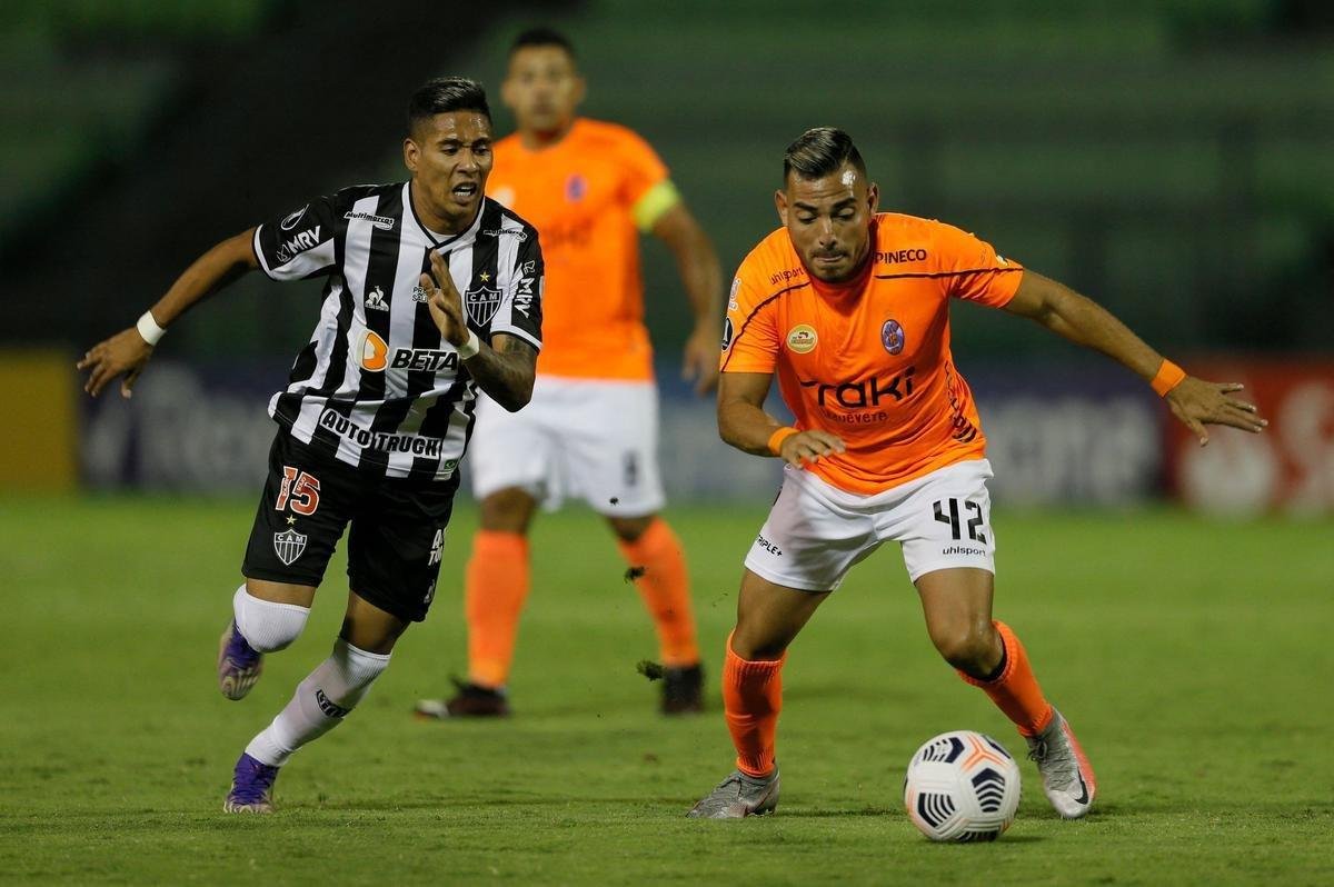 Fotos do duelo entre La Guaira-VEN e Atltico, no Estdio Olmpico Universitario de Caracas, na Venezuela, pela primeira rodada do Grupo H da Copa Libertadores de 2021