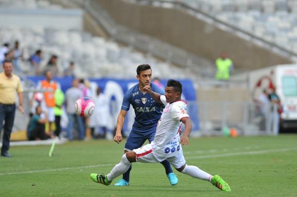 Fotos de Cruzeiro x Villa Nova, no Mineiro, pela stima rodada do Campeonato Mineiro