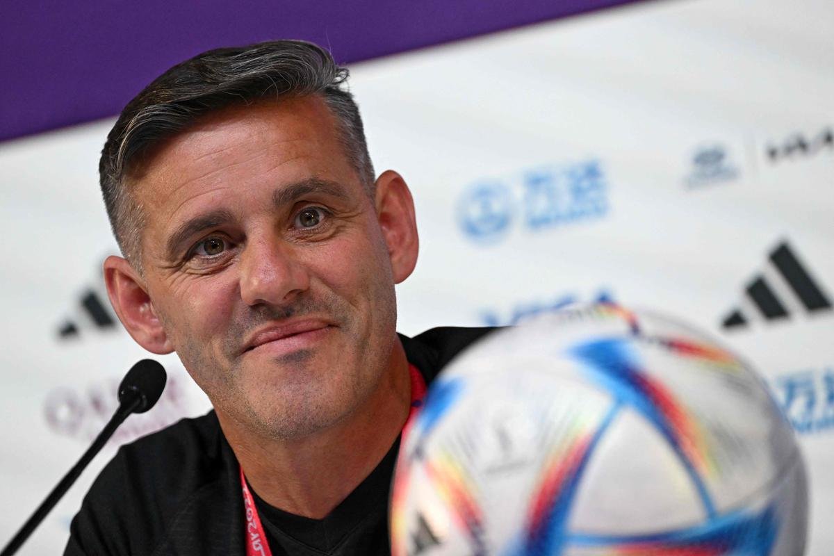 John Herdman (Canad) - 480 mil euros (R$ 2,6 milhes)