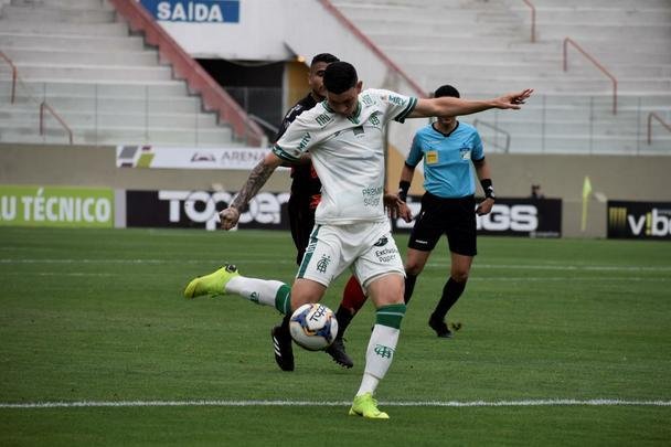 Oeste e Amrica se enfrentam na Arena Barueri, em So Paulo, pela 30 rodada da Srie B