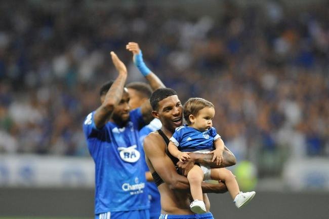Fotos da partida entre Cruzeiro e Novorizontino, neste domingo (17), no Mineiro, em Belo Horizonte. Jogo  vlido pela 18 rodada da Srie B do Campeonato Brasileiro.