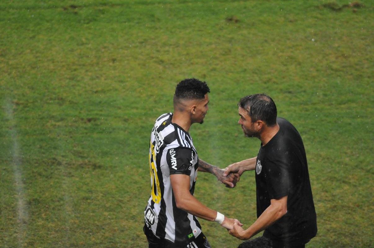 Fotos da vitria do Atltico sobre a Caldense