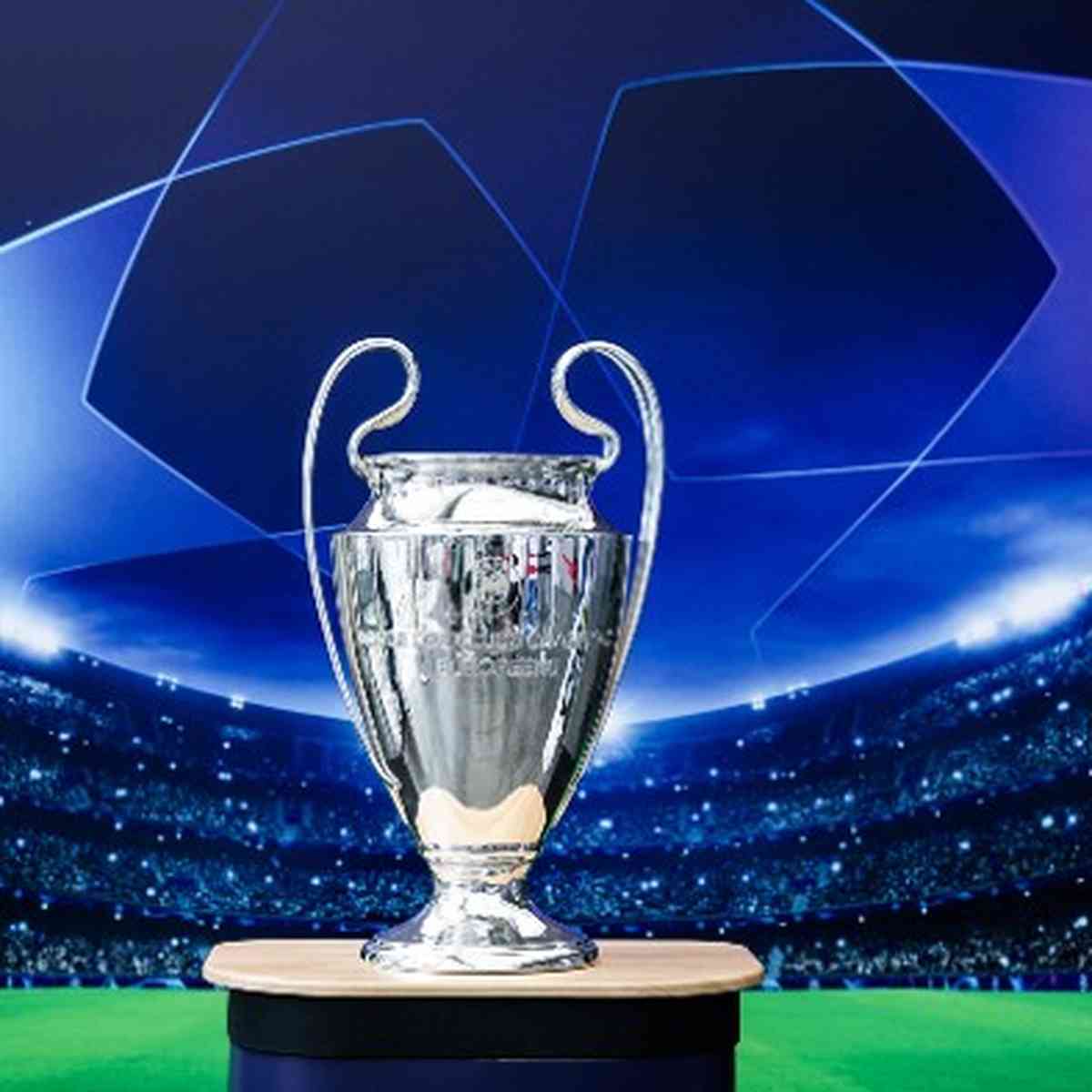 Manchester City e Real Madrid disputam vaga na Champions League