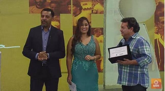 Amrica, destaque especial, representado pelo presidente Alencar da Silveira Jnior