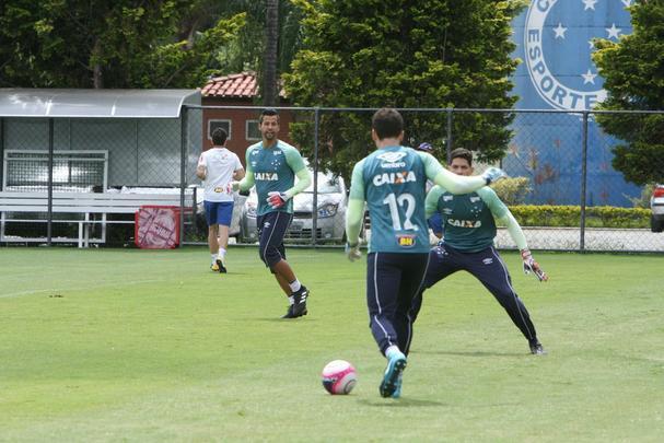 Imagens do treino do Cruzeiro nesta segunda-feira, 19 de fevereiro, na Toca da Raposa II