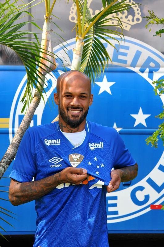 Fotos da apresentao do volante Bruno Silva no Cruzeiro (Ramon Lisboa/EM D.A Press)