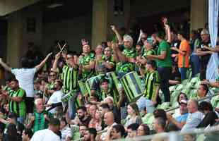 As torcidas de Amrica e Atltico no Independncia, durante o clssico pela 24 rodada do Campeonato Brasileiro