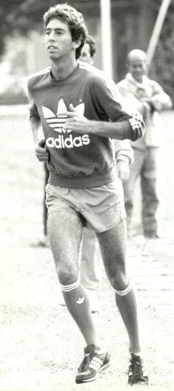 Imagens do Cruzeiro com a camisa da Adidas (Arquivo/Estado de Minas)