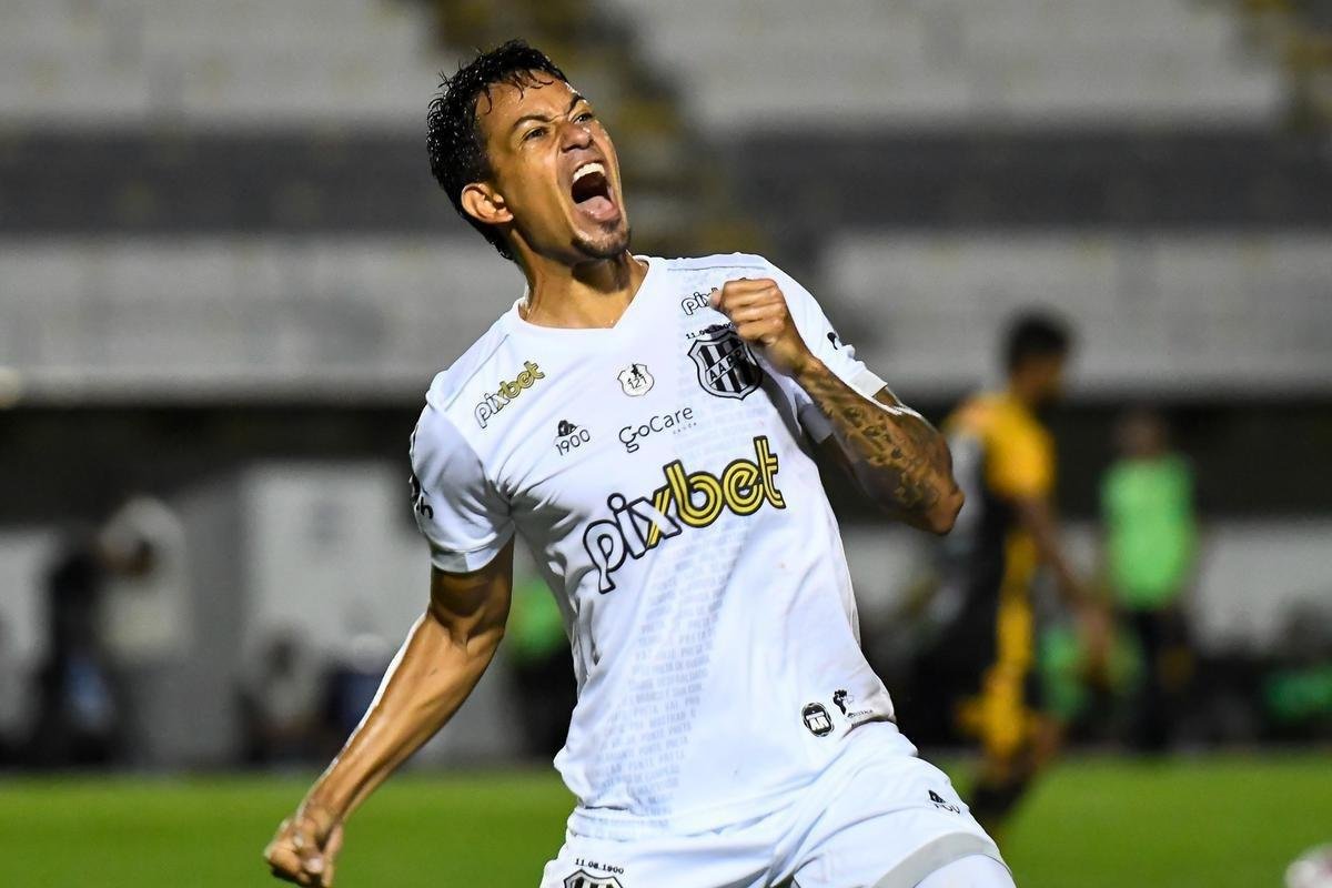 Ponte Preta: 5 jogos, 2 vitrias, 1 empate e 2 derrotas - 46,7% de aproveitamento dos pontos disputados. O time marcou 6 gols e sofreu 8 no Campeonato Paulista