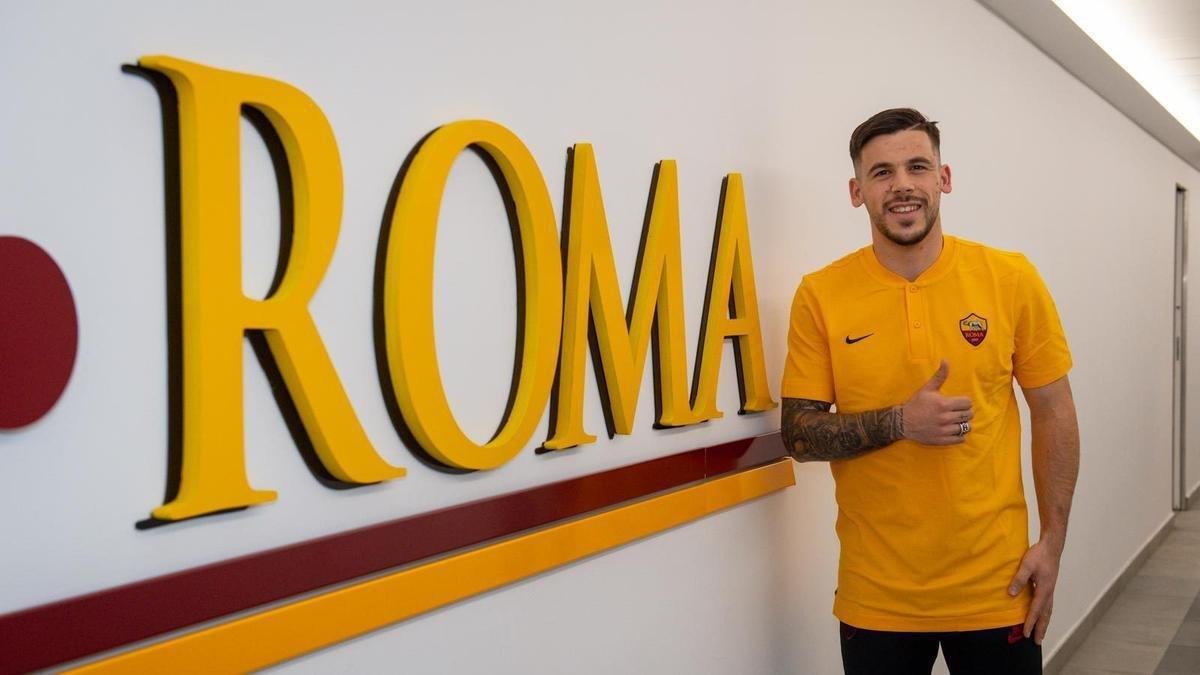 Atacante espanhol Carlos Perez, da Roma, teve COVID-19