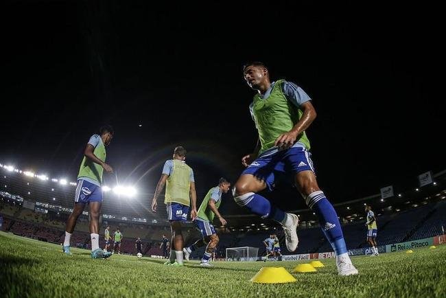 Sampaio Corra x Cruzeiro, no estdio Castelo, em So Lus-MA, pela 27 rodada da Srie B do Campeonato Brasileiro