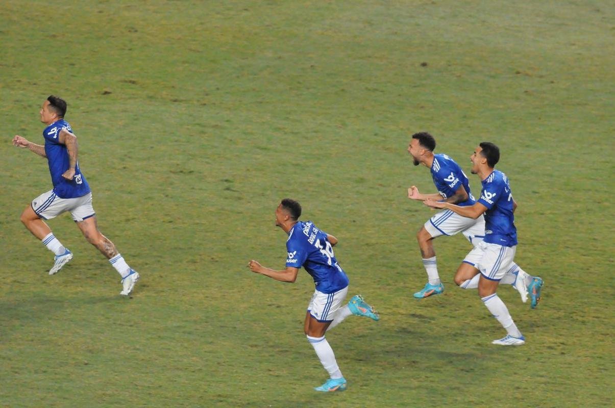 Fotos do jogo entre Cruzeiro e Remo pela Copa do Brasil