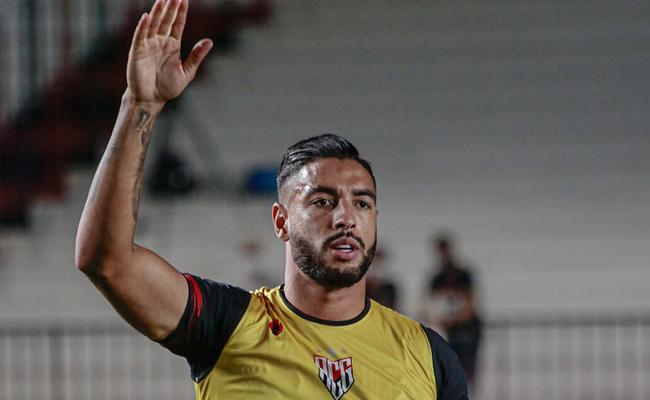 Atlético pediu o retorno do zagueiro Nathan