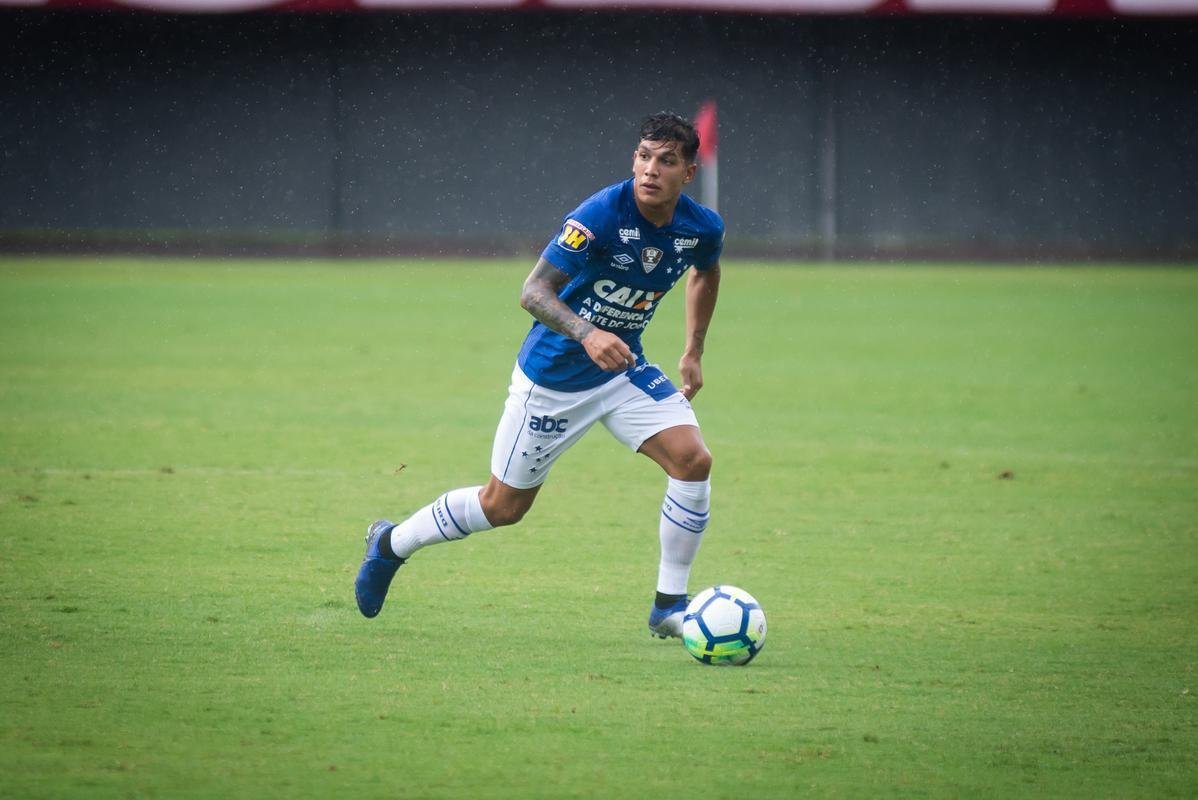 Reserva de luxo do Cruzeiro, Lucas Romero foi aproveitado por Mano Menezes em 45 ocasies nessa temporada. O argentino, contudo, quase nunca pde atuar como volante, sua funo de origem. Mesmo improvisado na lateral-direita, ele mostrou muita qualidade tcnica. Romero deu uma assistncia em 2018.