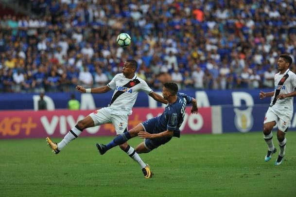 Fotos do jogo entre Cruzeiro e Vasco, no Mineiro, pela 37 rodada do Brasileiro (Leandro Couri/EM D.A Press)