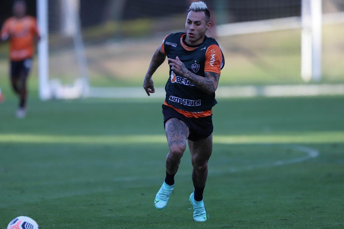 Fotos do treino do Atltico antes da viagem para a Argentina