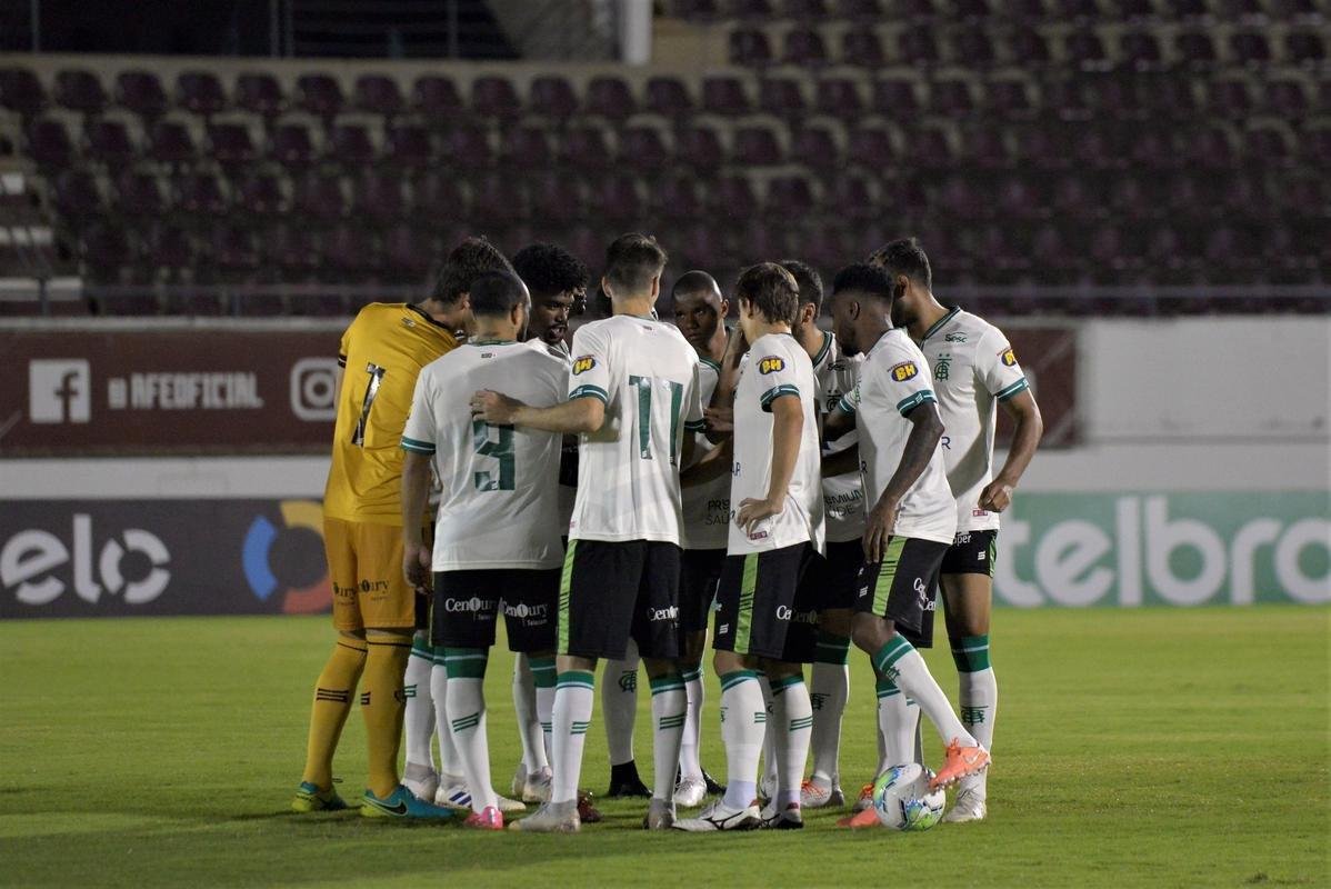 Amrica enfrentou o time paulista no estdio Fonte Luminosa